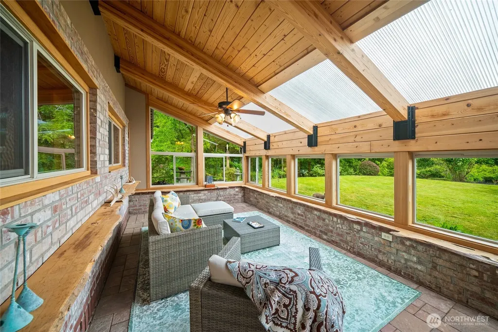 238 Bush Creek Road Elma WA 98541