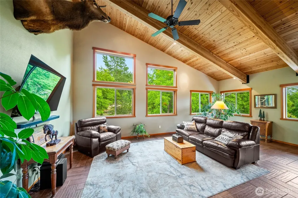 238 Bush Creek Road Elma WA 98541