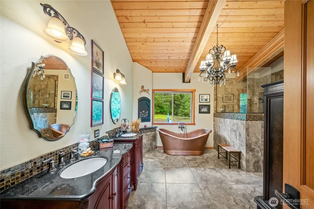 238 Bush Creek Road Elma WA 98541