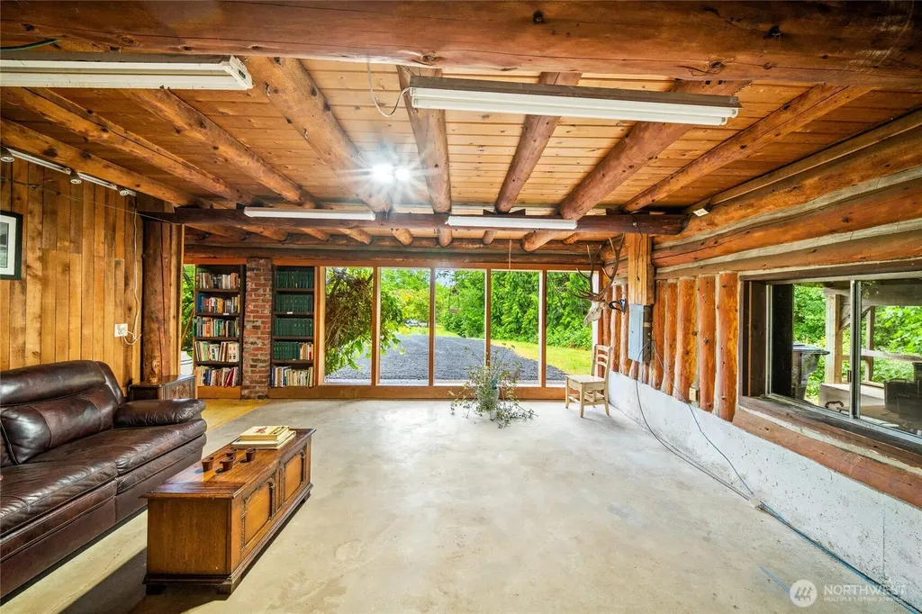 238 Bush Creek Road Elma WA 98541