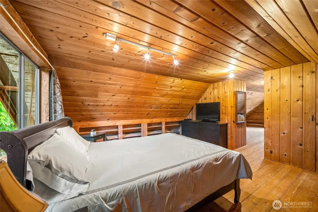 238 Bush Creek Road Elma WA 98541