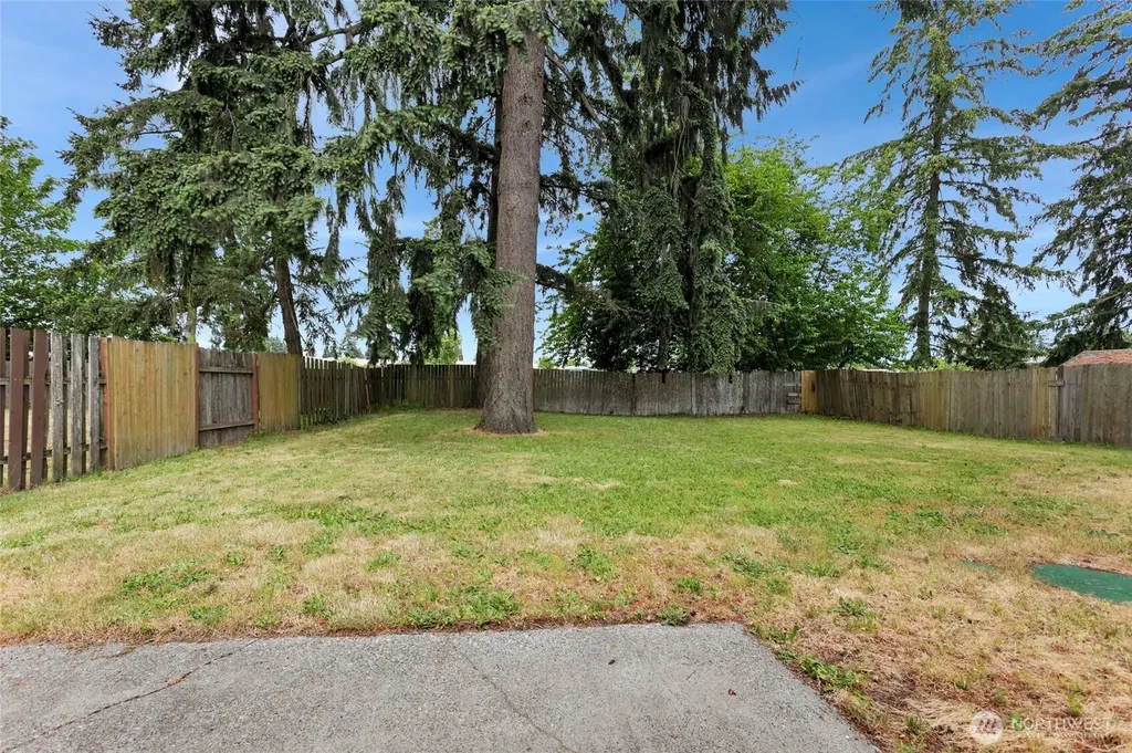 7836 3rd Avenue SE Olympia WA 98503