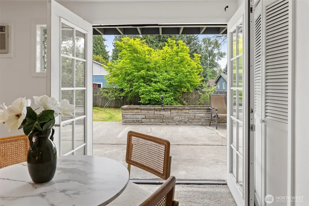 2001 NE 12th Street Renton WA 98056