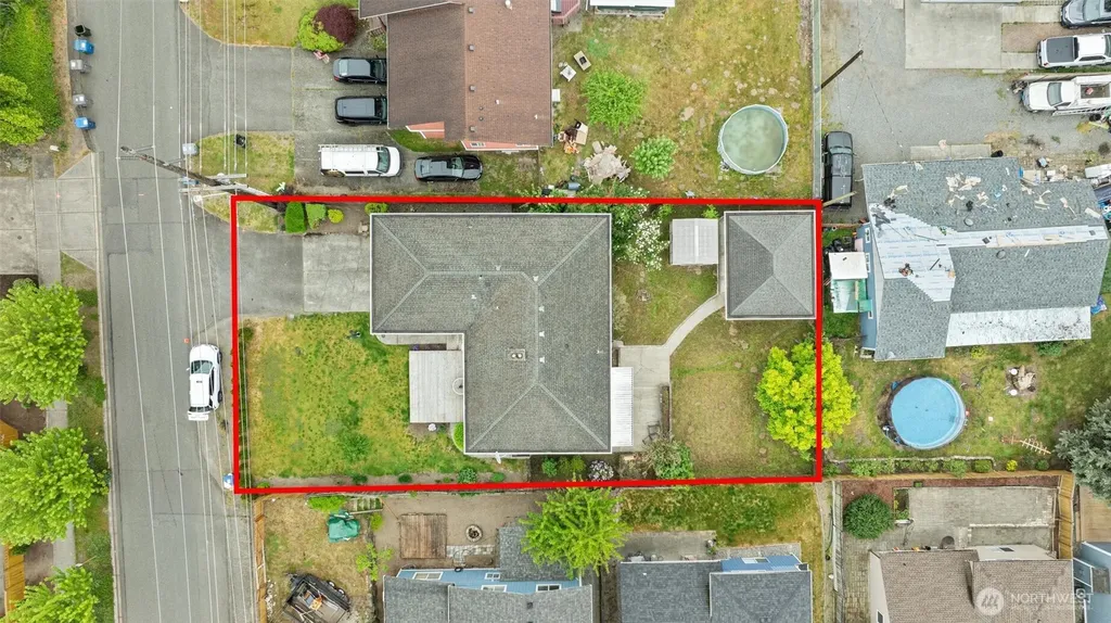 2001 NE 12th Street Renton WA 98056