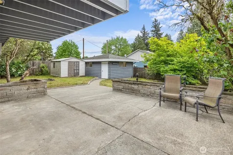2001 NE 12th Street Renton WA 98056