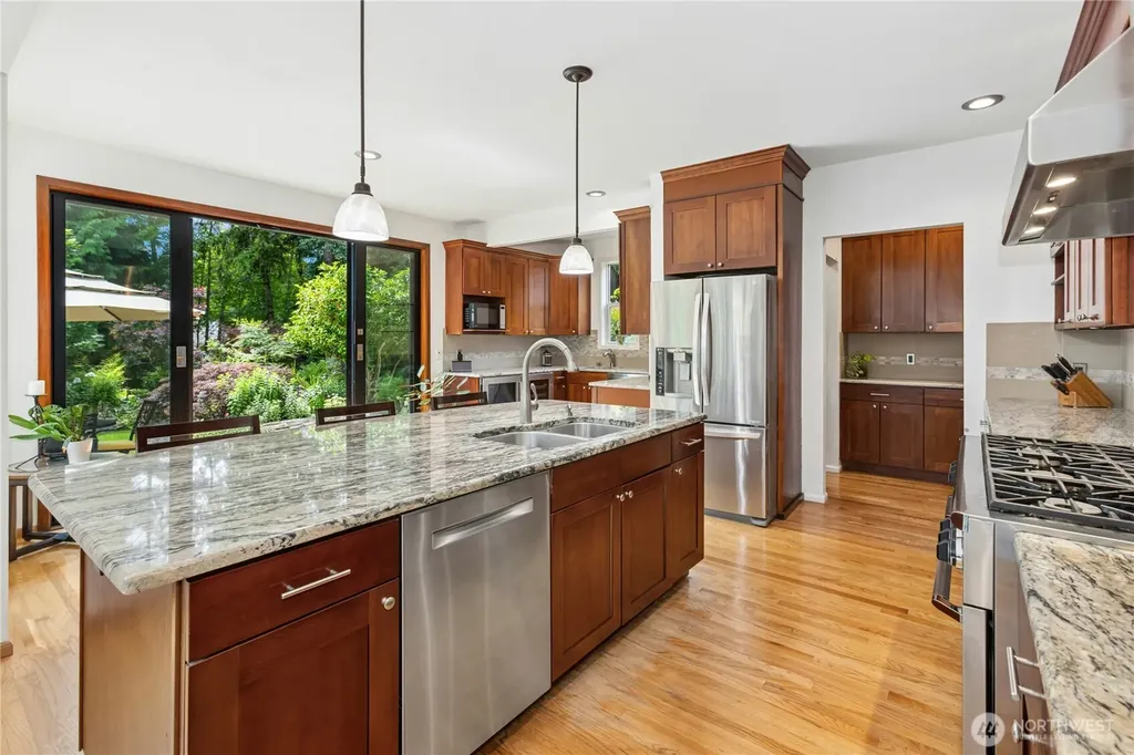7725 235th Place NE Redmond WA 98053
