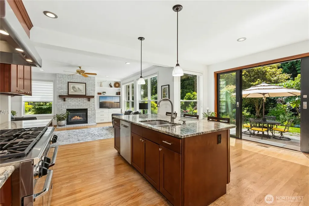 7725 235th Place NE Redmond WA 98053