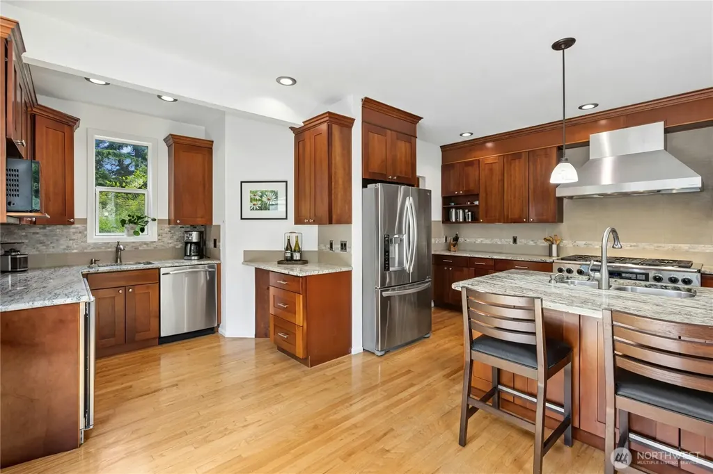 7725 235th Place NE Redmond WA 98053
