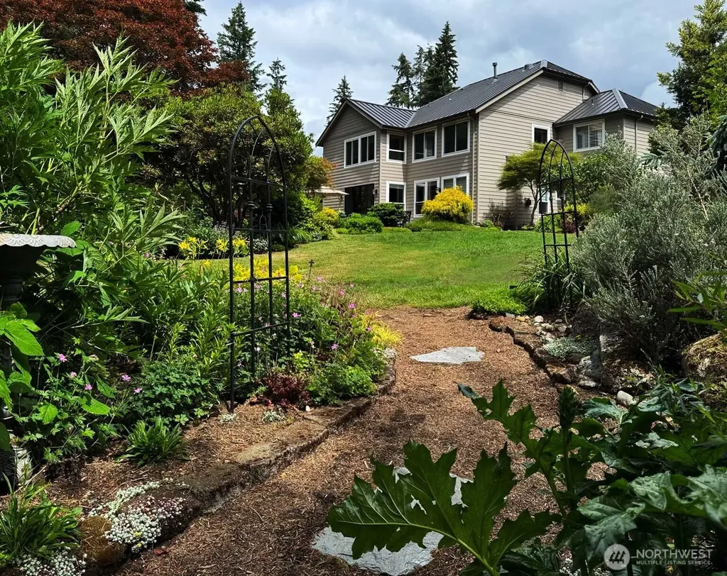 7725 235th Place NE Redmond WA 98053