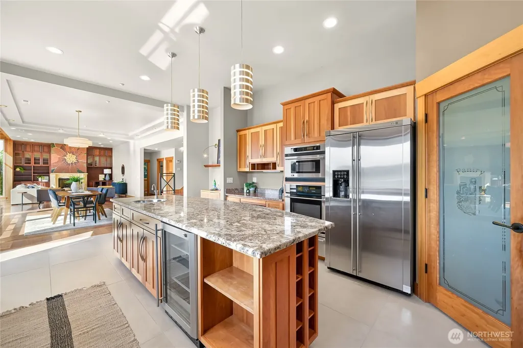 2076 Dellesta Drive Bellingham WA 98226