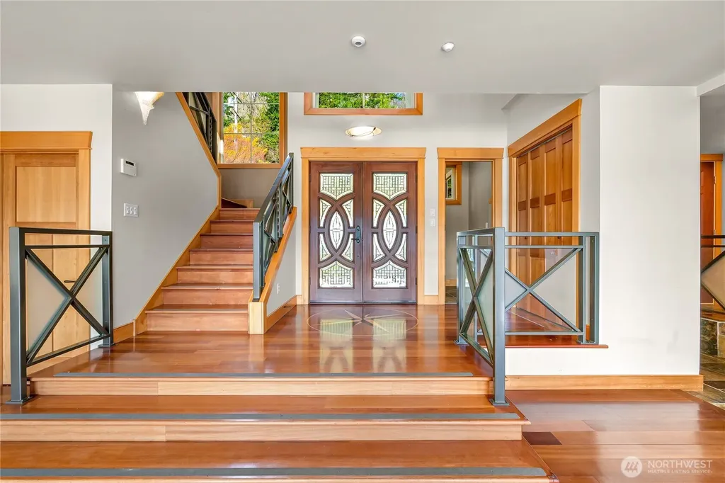 2076 Dellesta Drive Bellingham WA 98226