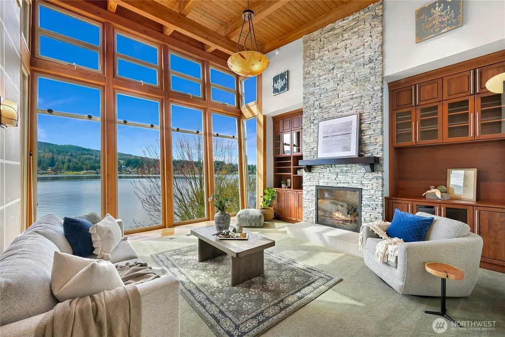 2076 Dellesta Drive Bellingham WA 98226