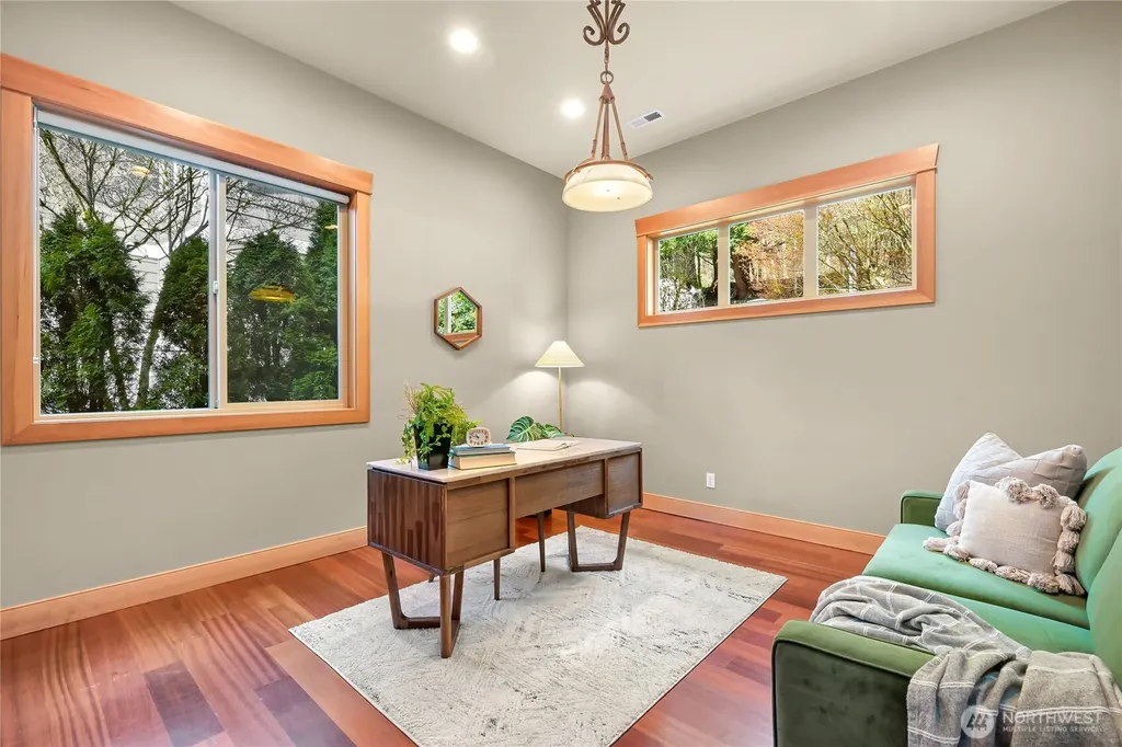 2076 Dellesta Drive Bellingham WA 98226