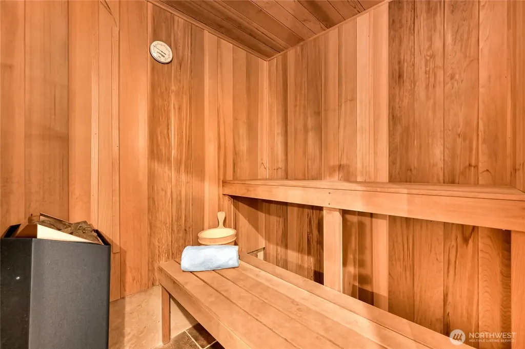 2076 Dellesta Drive Bellingham WA 98226