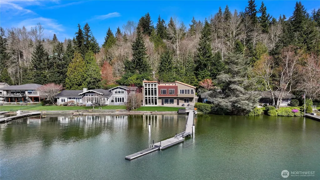2076 Dellesta Drive Bellingham WA 98226