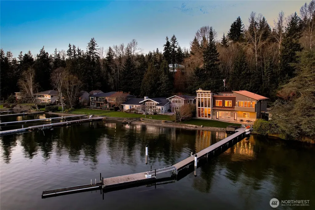 2076 Dellesta Drive Bellingham WA 98226