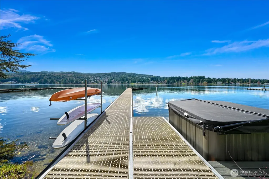 2076 Dellesta Drive Bellingham WA 98226