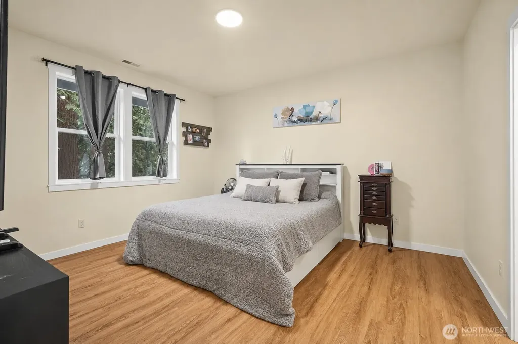 23 Spring Road Bellingham WA 98229