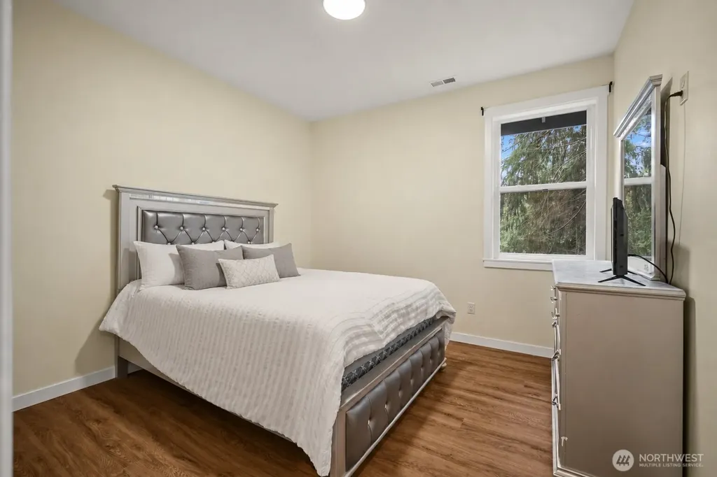 23 Spring Road Bellingham WA 98229