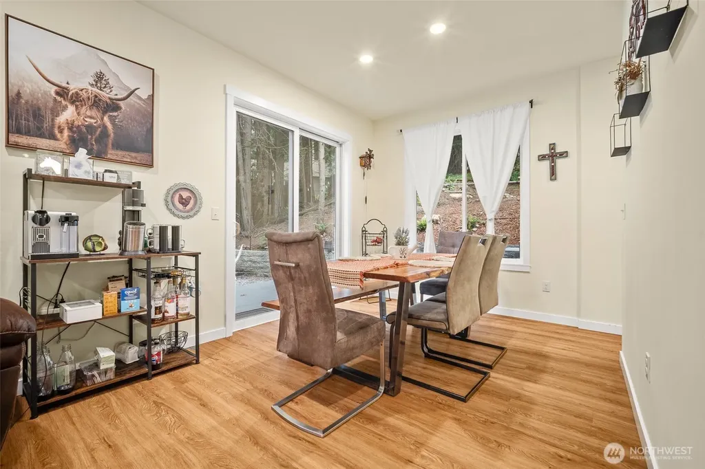 23 Spring Road Bellingham WA 98229