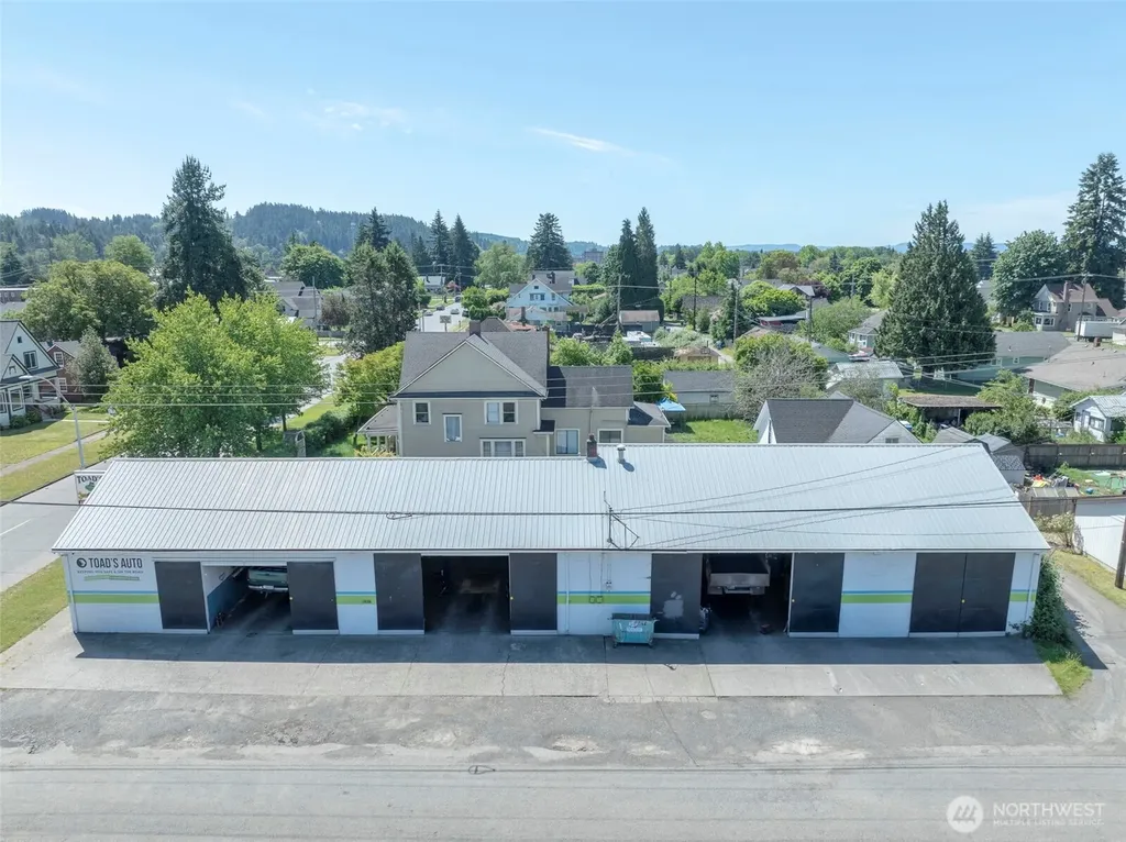 1021 N Pearl Street Centralia WA 98531