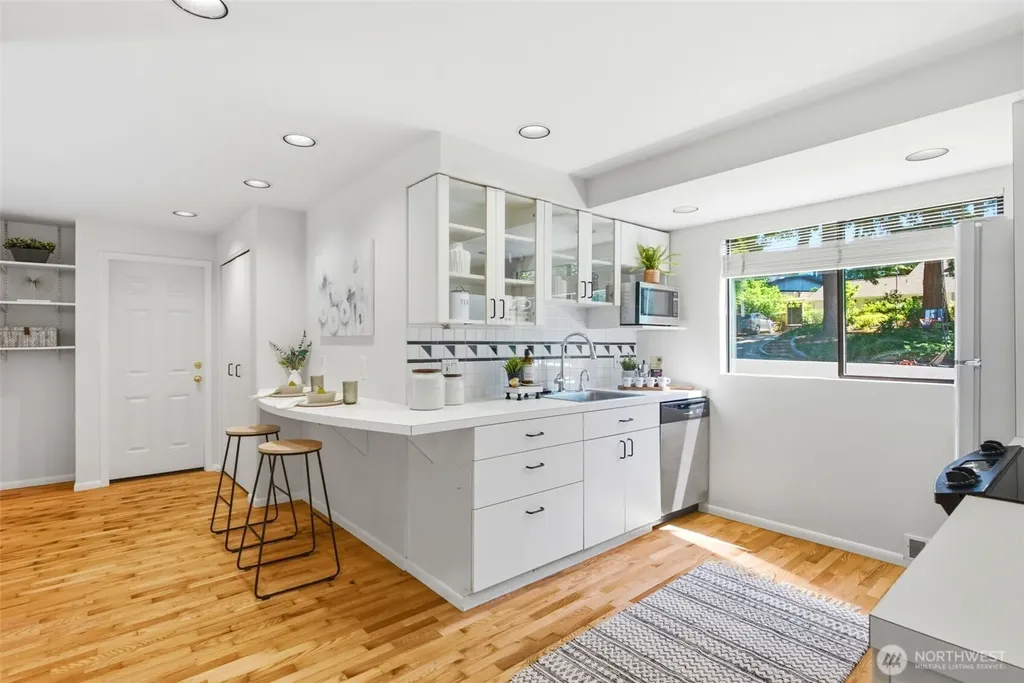 11406 NE 103rd Place Kirkland WA 98033