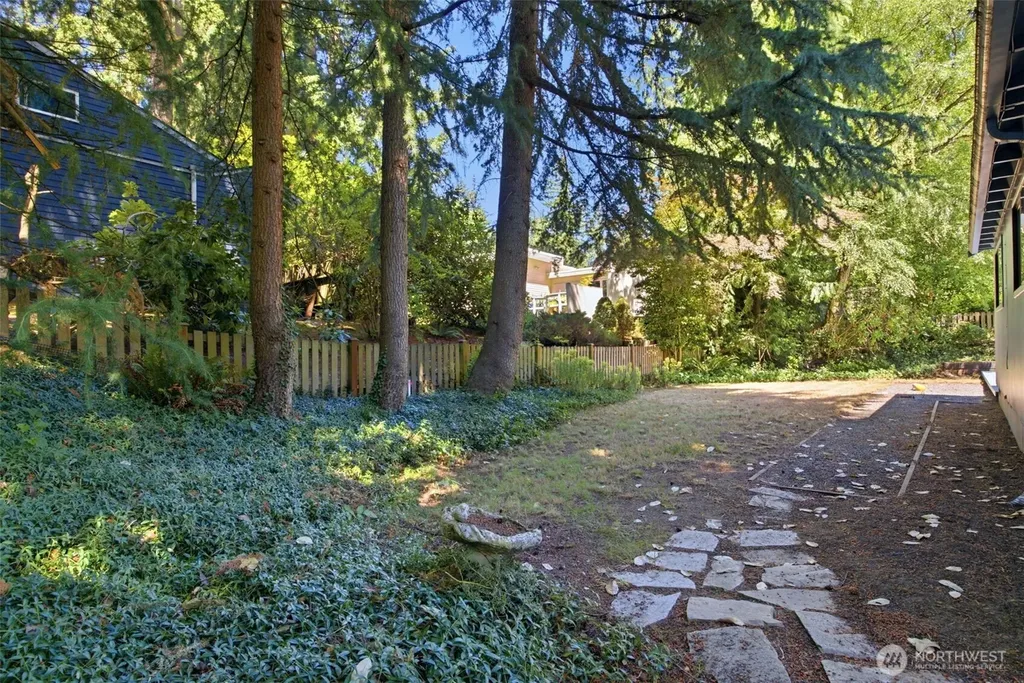 11406 NE 103rd Place Kirkland WA 98033
