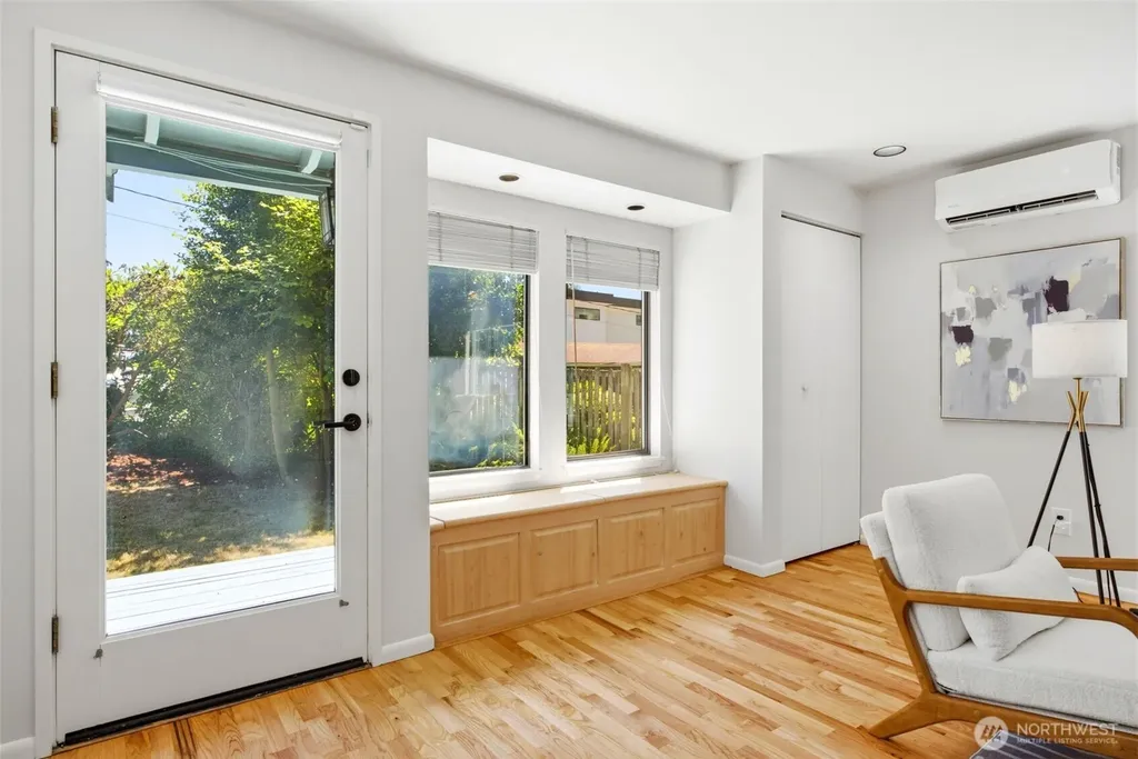 11406 NE 103rd Place Kirkland WA 98033