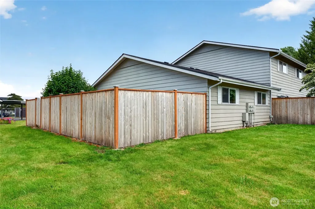 12414 SE 272nd Place Kent WA 98030