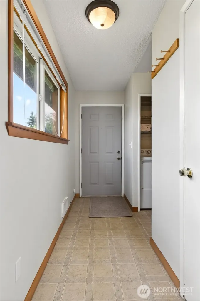 12414 SE 272nd Place Kent WA 98030