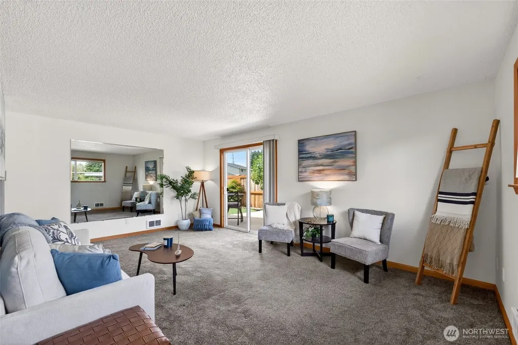 12414 SE 272nd Place Kent WA 98030