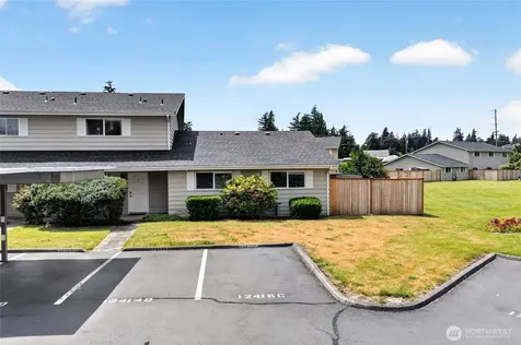 12414 SE 272nd Place Kent WA 98030