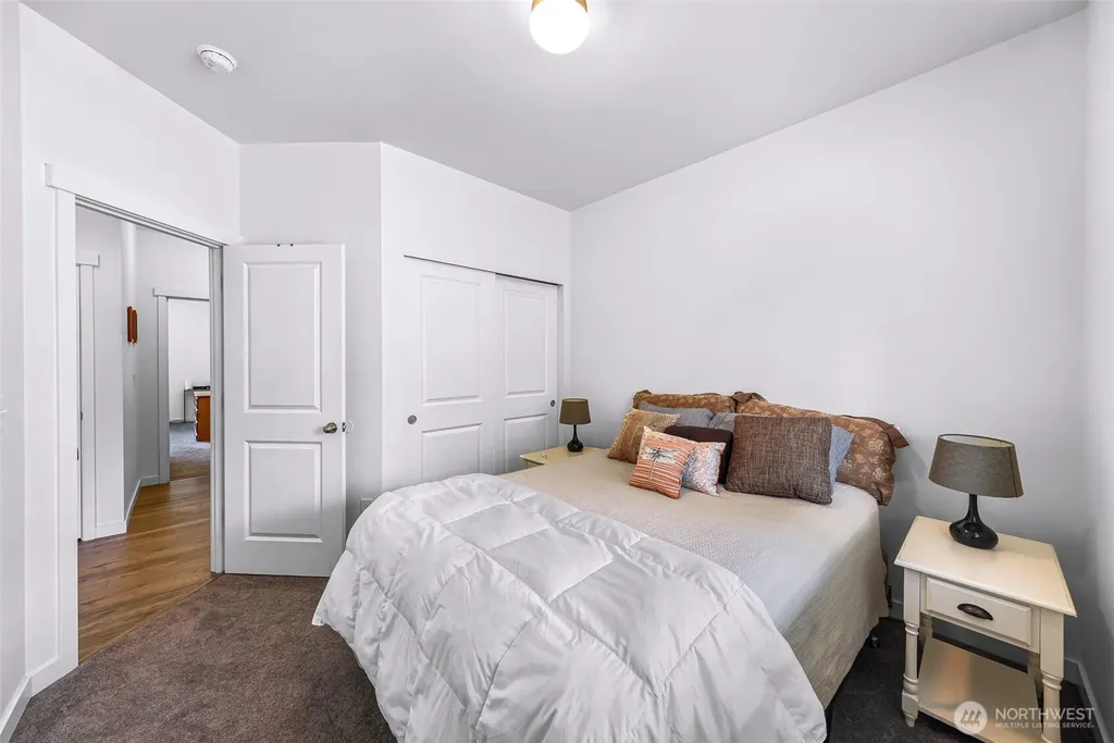 927 Clearwater Court Mount Vernon WA 98273