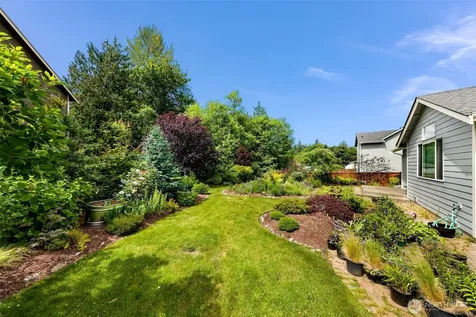 927 Clearwater Court Mount Vernon WA 98273