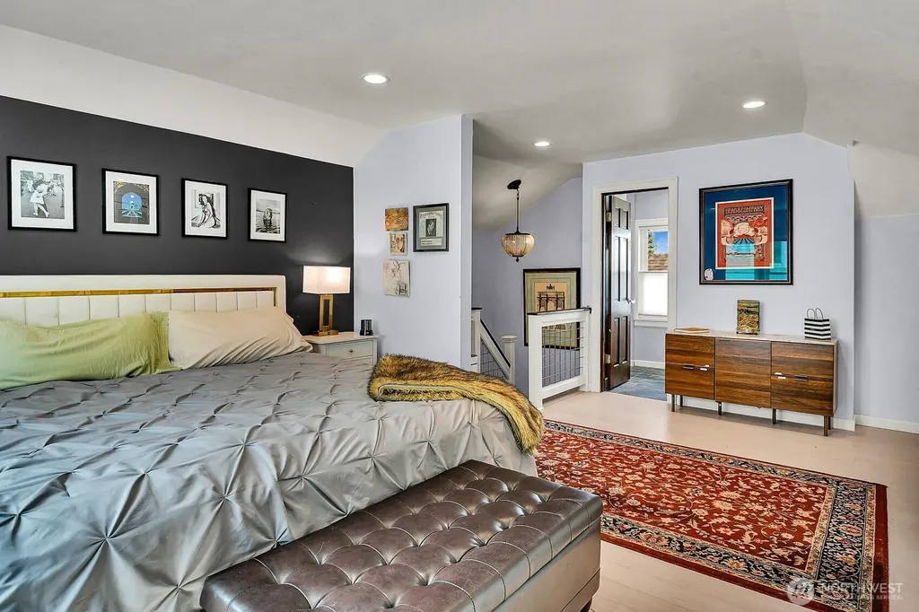 315 N 46th Seattle WA 98103
