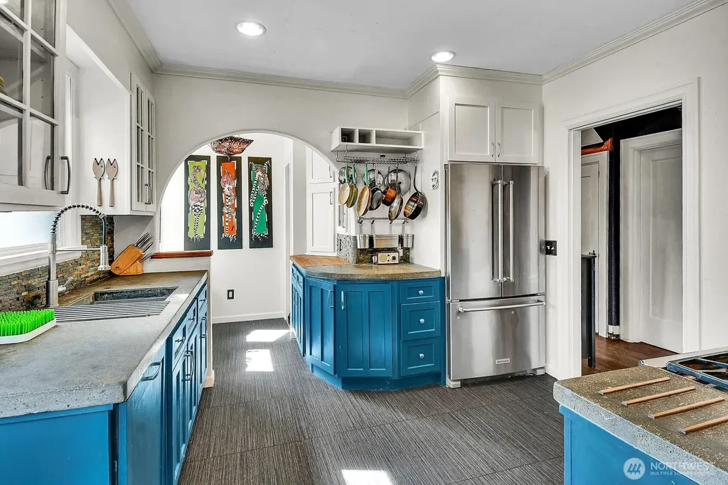 315 N 46th Seattle WA 98103