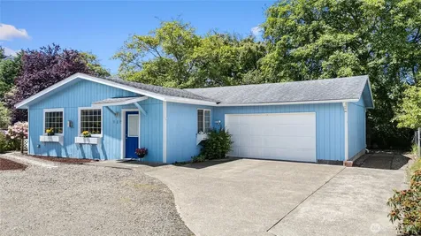 313 Sid Snyder Drive E Long Beach WA 98631