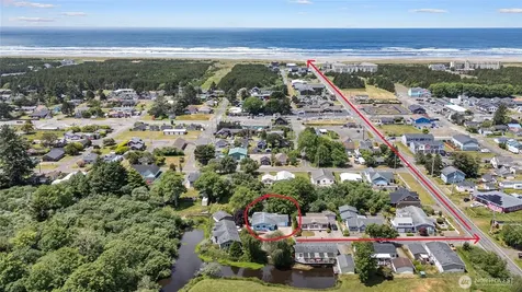 313 Sid Snyder Drive E Long Beach WA 98631