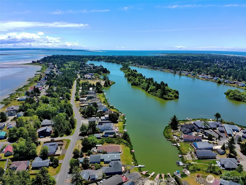 417 Duck Lake Drive SE Ocean Shores WA 98569