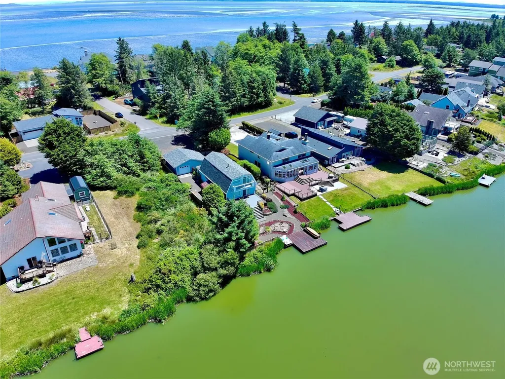 417 Duck Lake Drive SE Ocean Shores WA 98569