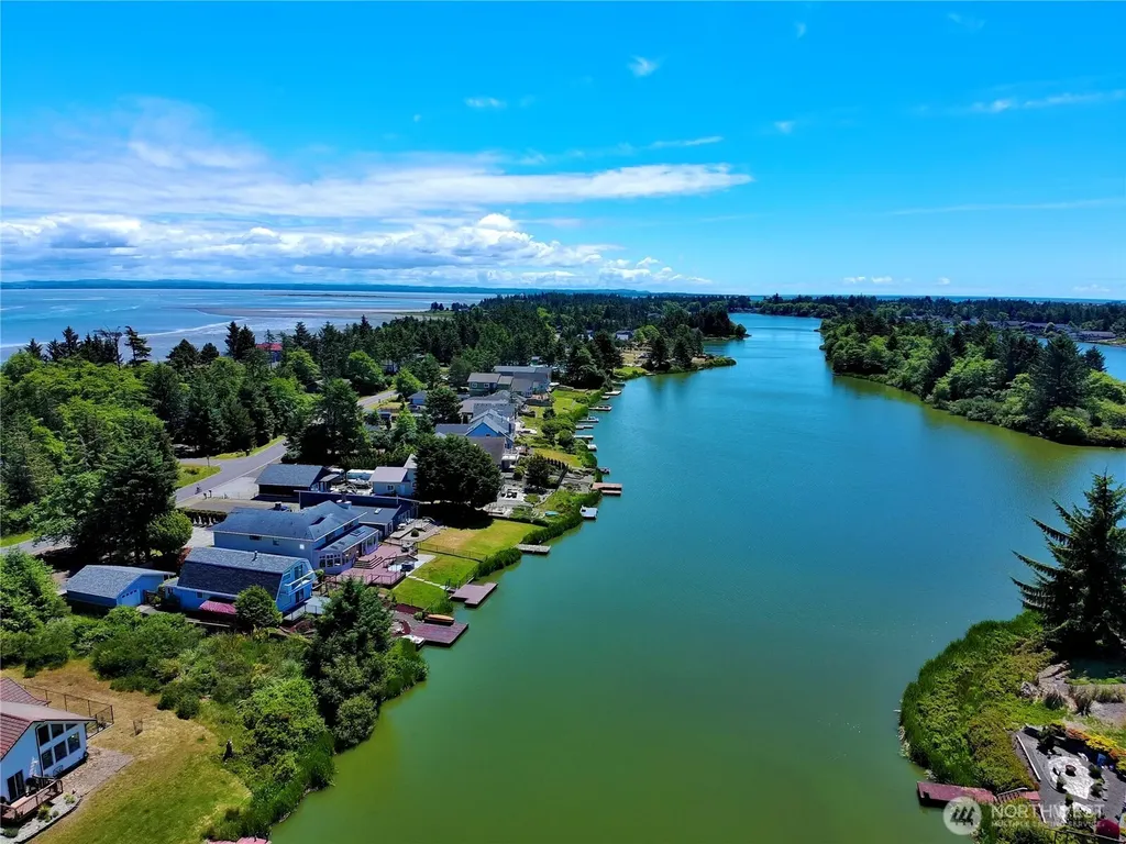 417 Duck Lake Drive SE Ocean Shores WA 98569