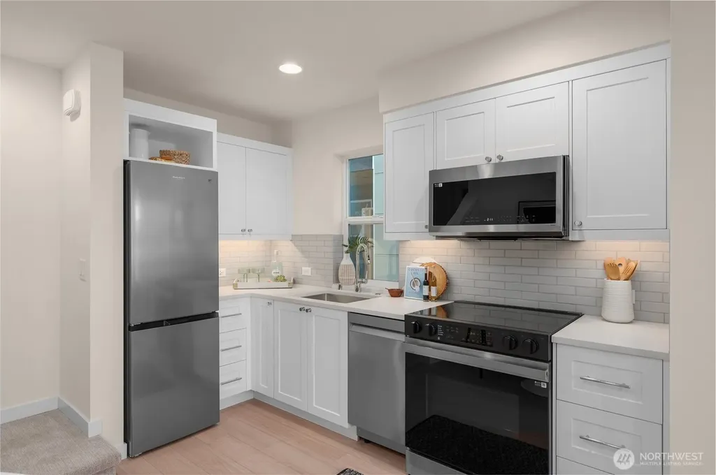 9223 Densmore Avenue N Seattle WA 98103
