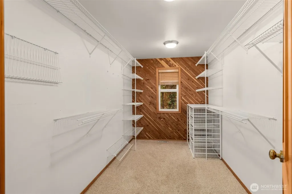 6183 NE 187th Place Kenmore WA 98028