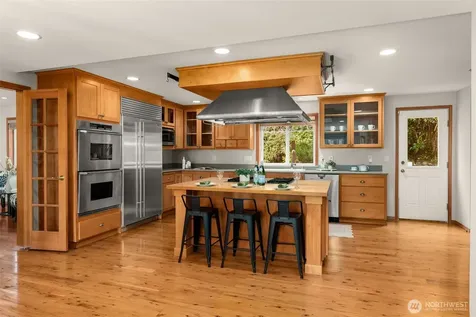 6183 NE 187th Place Kenmore WA 98028