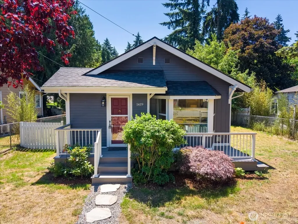 1419 S 129th Street Burien WA 98168