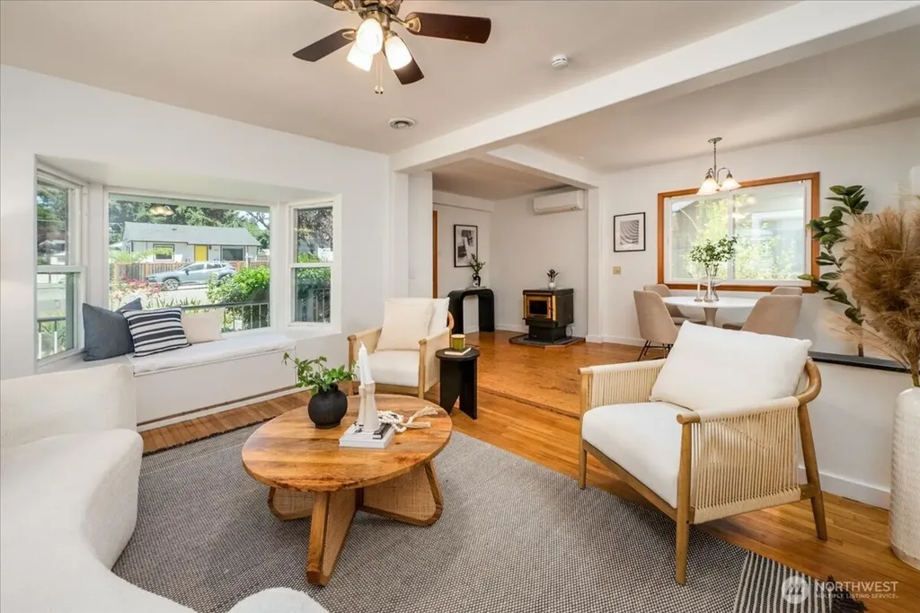 1419 S 129th Street Burien WA 98168