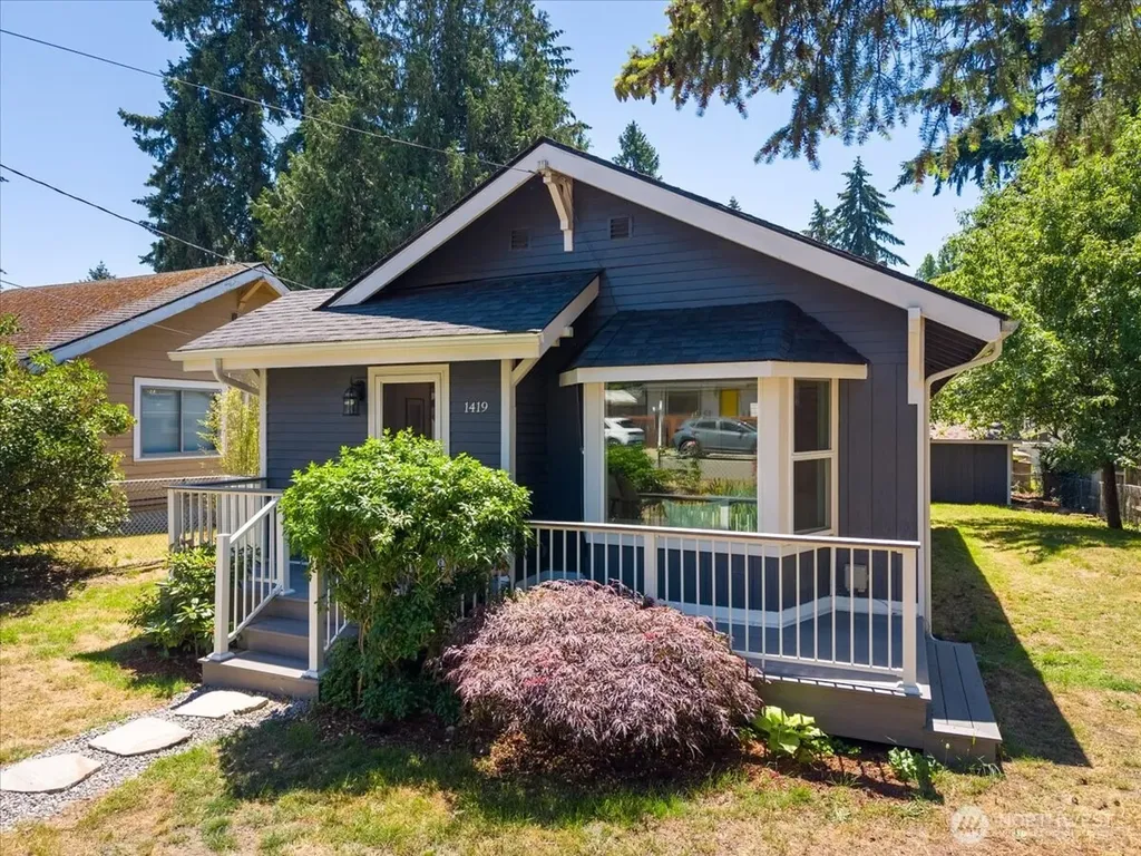 1419 S 129th Street Burien WA 98168