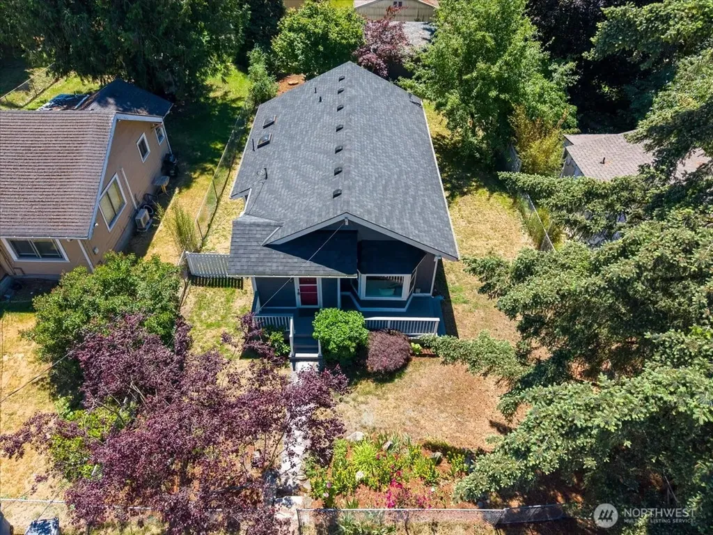1419 S 129th Street Burien WA 98168