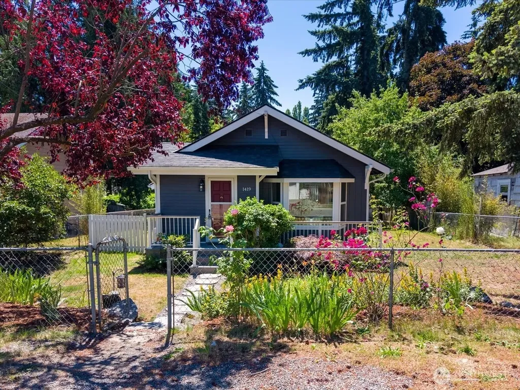 1419 S 129th Street Burien WA 98168
