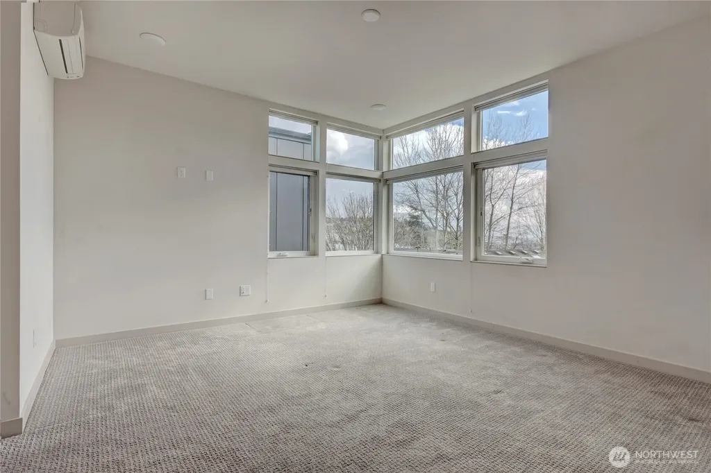 2608 23rd Avenue W Seattle WA 98199